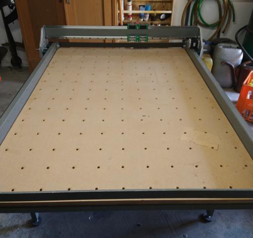 photo of cnc with mounted spoilboard