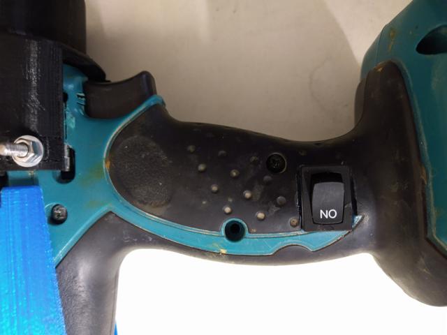 image of an build in switch in cordless screw